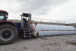 Silážní lis EB 3000 S