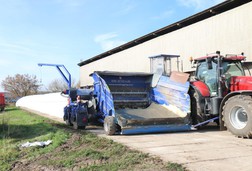 Silážní lis EB 310 LG